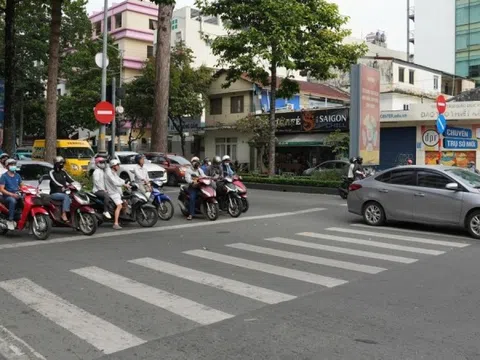 Từ 2025: Lỗi sẽ bị coi như vượt đèn đỏ của ô tô và bị phạt từ 18-20 triệu đồng, người dân biết để chấp hành