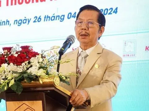 Chủ tịch chi gần 400 tỷ đồng mua cổ phiếu công ty