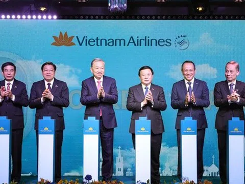 Tổng Bí thư Tô Lâm chứng kiến Vietnam Airlines công bố đường bay thẳng Hà Nội - Moscow