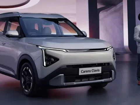 Mẫu MPV giá rẻ mới ra mắt của KIA: Giá hơn 600 triệu, thiết kế tương lai chuẩn xe điện nhưng lại dùng động cơ đốt trong