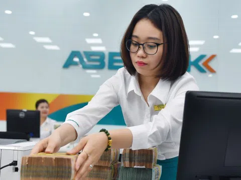 Lãi suất ngân hàng hôm nay 12/5/2025: Lãi suất đặc biệt cao nhất 9,65%/năm