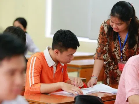 Hiệu trưởng, hiệu phó có bị cắt giảm sau khi sáp nhập cấp xã, chuyển thành chính quyền địa phương 2 cấp