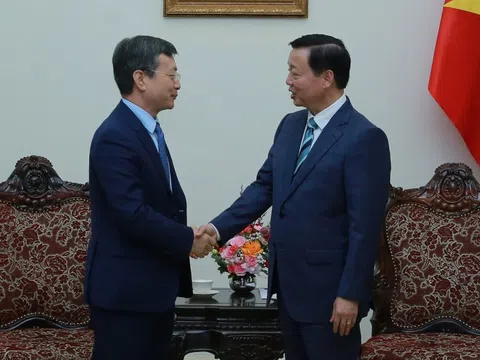 Tập đoàn đường sắt 'khổng lồ' của Trung Quốc mong muốn tham gia vào các dự án đường sắt tốc độ cao ở Việt Nam