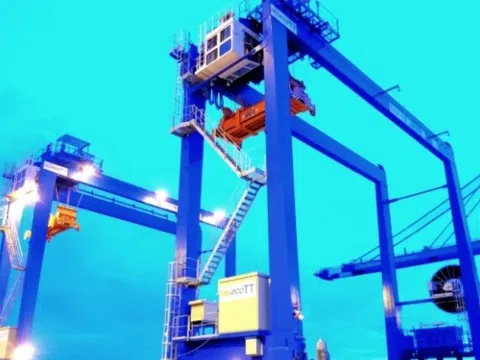 Từ nhập khẩu 100% đến làm chủ công nghệ: Việt Nam lần đầu sản xuất 1 thiết bị cảng biển trị giá gần 2 triệu USD