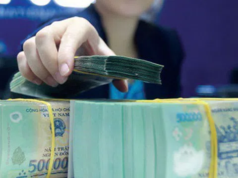 Khối ngoại chi trăm tỷ gom cổ phiếu ngân hàng