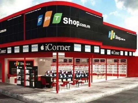 Từ 16/5, khách hàng có thể nộp, rút tiền mặt từ Vietcombank tại gần 630 cửa hàng FPT Shop