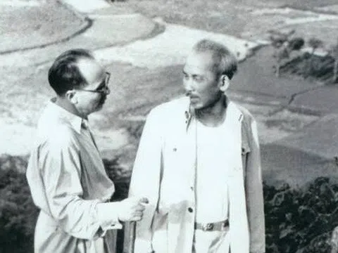 Xây dựng con người ngân hàng có tâm, có tầm, vươn mình cùng đất nước