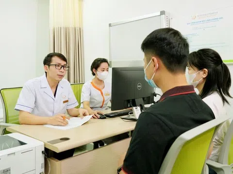 Biết chồng mắc bệnh hiếm khó có con, người vợ vẫn quyết cưới và cái kết