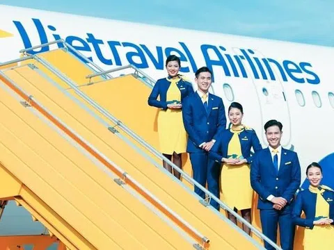 Thủy Tiên tạm lỗ hàng chục tỷ sau 2 tháng trở thành cổ đông lớn tại Vietravel