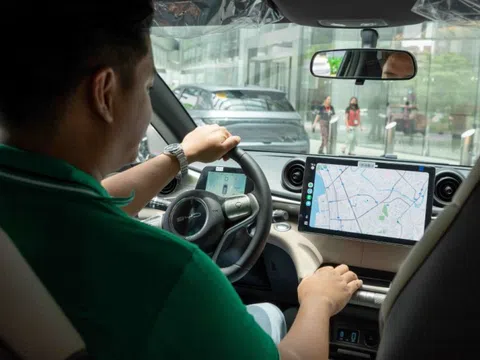 Cái bắt tay giữa Grab và hãng xe điện số 1 thế giới: Cam kết thu nhập 25 triệu đồng/kỳ cho tài xế
