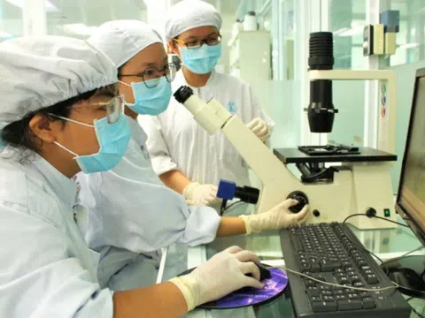 Tạo điều kiện để nữ trí thức tham gia nghiên cứu, phát triển khoa học công nghệ