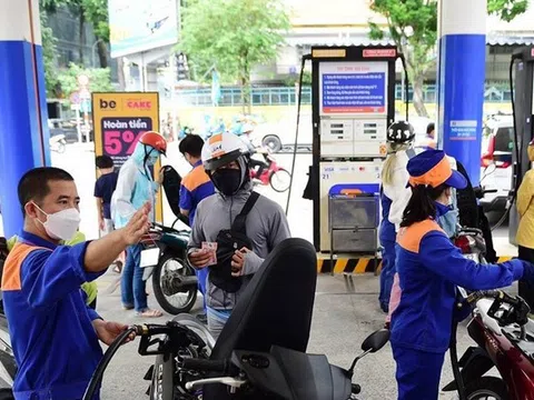 Giá xăng quay đầu đi xuống, RON 95 còn hơn 19.500 đồng/lít