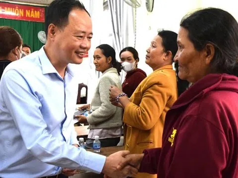 Chủ tịch UBND tỉnh Lâm Đồng đối thoại với người dân tại dự án ngàn tỉ