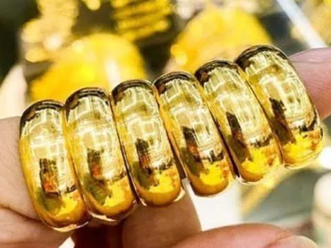 Giá vàng thế giới tăng mạnh, vàng trong nước thế nào?