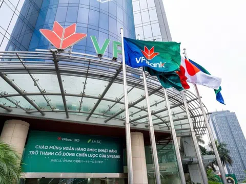 Một ngân hàng lớn tiếp tục giảm lãi suất huy động, riêng khách hàng Private vẫn có quà