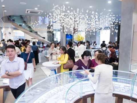 Cổ phiếu “đại gia” bán vàng, trang sức tăng nóng