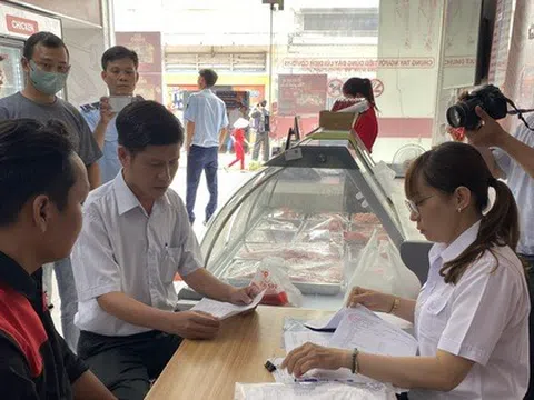 Kiểm tra cửa hàng của C.P. Việt Nam bị "tố" bán thịt heo bệnh, hé lộ kết quả