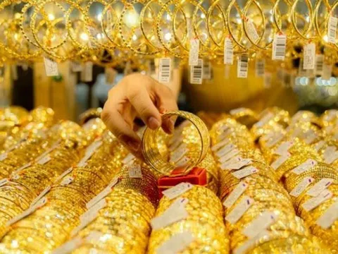 Giá vàng giảm tuần thứ hai liên tiếp