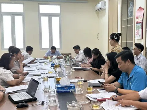 Ưu tiên gỡ vướng, cấp sổ hồng cho người mua nhà trước