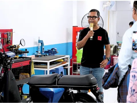 Cựu Giám đốc Công nghệ VPBank, OCB… 'nhảy vào' thị trường hậu mãi xe máy điện