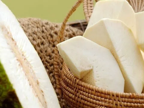 Ở Việt Nam bán mấy chục, sang Trung Quốc loại quả này lột xác thành đặc sản giá hơn 1 triệu đồng/quả