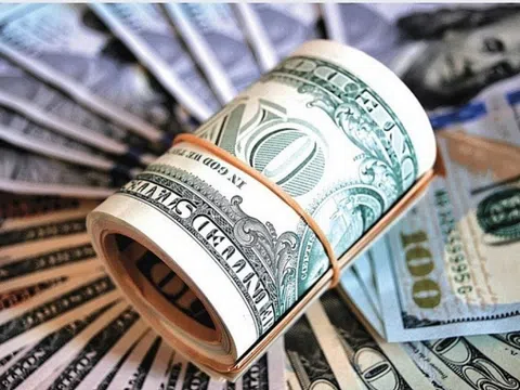 Tỷ giá USD hôm nay 3/6: Trung tâm tăng nhẹ, USD tự do quay đầu giảm