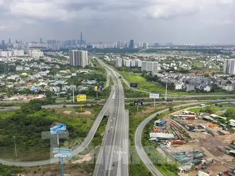 Cận cảnh tuyến cao tốc TPHCM-Long Thành-Dầu Giây sắp mở rộng lên 8 làn xe