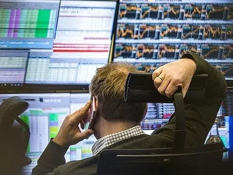 Phiên 4/6: Khối ngoại quay đầu bán ròng, "xả" hàng trăm tỷ tại 2 mã Bluechips