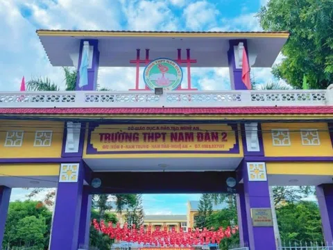 Giáo viên ở Nghệ An phát ngôn ‘học chi cho lắm rồi cũng đi làm thuê, công nhân’, phía Nhà trường có động thái gì?