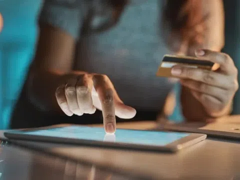 Một dịch vụ tài chính được ưa thích nhưng bị gọi là cú lừa: Chuyên gia cảnh báo nhiều người đang ‘đùa với lửa’