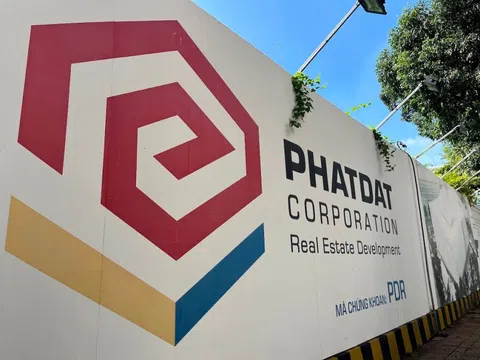 Con trai Chủ tịch Phát Đạt (PDR) muốn bán sạch 3,4 triệu cổ phiếu