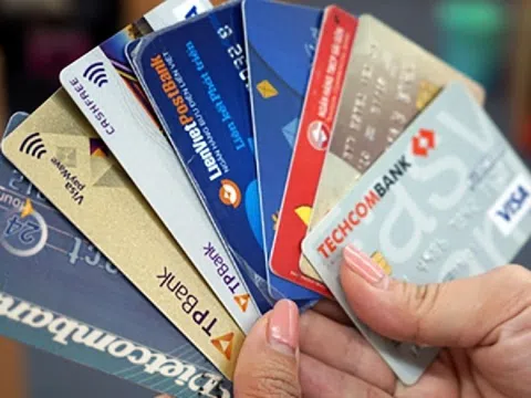 Bắt 8 đối tượng mua bán trái phép 3.000 thẻ ngân hàng, công an đề nghị người dân liên quan khẩn trương trình báo