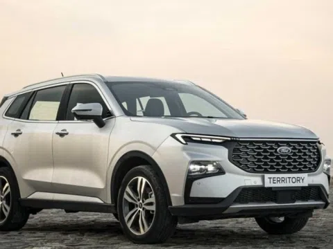 Ford Territory giảm giá chưa từng có từ trước đến nay, nay rẻ như cho, quyết ‘so găng’ với Mazda CX-5