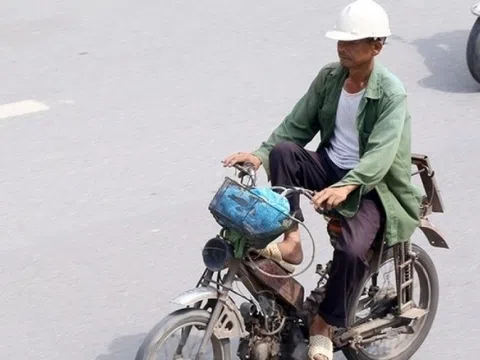 Mức xử phạt với người đi xe máy quá cũ nát, trường hợp xe không đạt định khí thải có bị loại bỏ ngay?