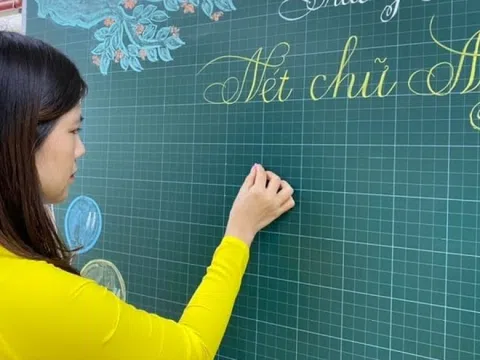 Đề xuất lương giáo viên mới khiến thầy cô 'mở cờ trong bụng', nhưng gây nhiều tranh cãi