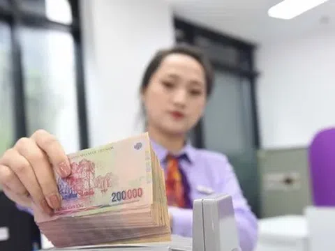 Ngân hàng 'bơm' 1 triệu tỷ đồng ra nền kinh tế, nên mừng hay lo?