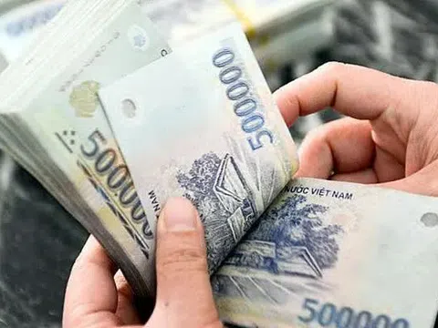 Chỉ nhận tiền mặt: Hồi chuông cảnh báo từ chợ tới phố