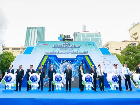 Ấn tượng những giải pháp tài chính số của VPBank Cashless City tại Ngày không tiền mặt 2025
