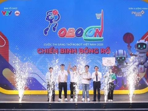 PVcomBank khẳng định sứ mệnh cộng đồng cùng Robocon 2025