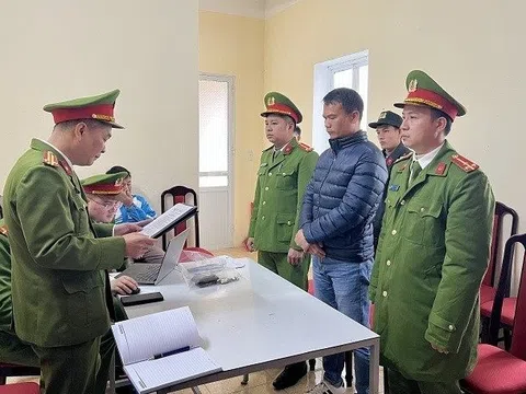 Những người đã mua cổ phiếu này khẩn trương đến cơ quan công an phối hợp làm việc