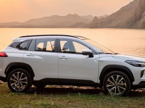 Mẫu crossover cỡ B của Toyota nằm trong top bán chạy đang ‘đại hạ giá’ 60 triệu: Xăng ăn như ngửi, sử dụng công nghệ xanh