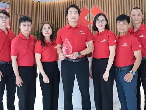 Techcombank là đại diện duy nhất Việt Nam được giải thưởng Celent Model Bank 2025 về quản lý vận hành xuất sắc