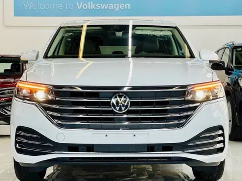 VW Viloran, Teramont X tăng giá mạnh tại Việt Nam, người mua vẫn tiết kiệm được trăm triệu nếu chọn đánh đổi một điều