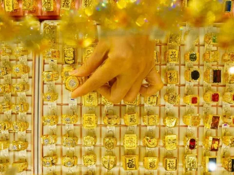 Dự báo giá vàng sẽ tiếp tục sụt giảm?