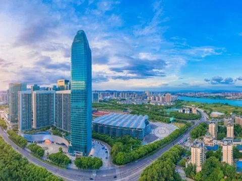 Trung tâm kinh tế sở hữu 2 siêu đô thị, GDP ngang hàng với các quốc gia top 1xuất khẩu xe điện, pin lithium, drone toàn cầu: Đẩy mạnh xuất khẩu công nghệ cao thoát mác công xưởng