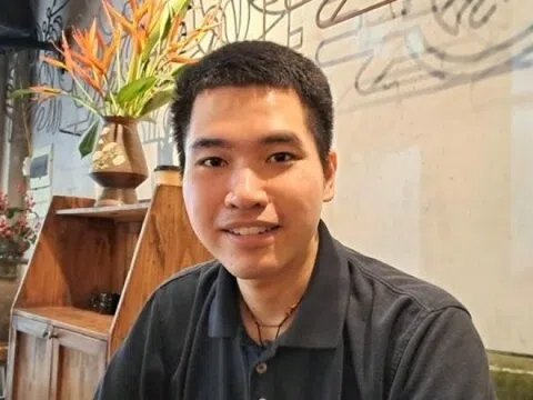 Bỏ 300.000 đồng thuê người ngồi nghe tâm sự một giờ, 9x Hà Nội gây sốt với mô hình startup kỳ lạ