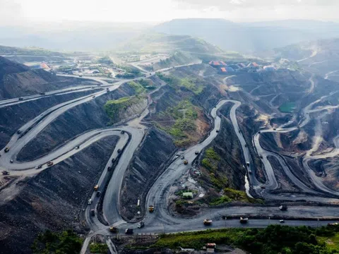Cú hốt bạc 88.190 tỷ đồng: Một "ông lớn" Nhà nước "làm mưa làm gió" nửa đầu 2025