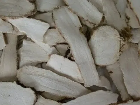 Thu hồi lô Bạch chỉ vi phạm chất lượng 'nghiêm trọng nhất' tại chợ đông y số 1 Hà Nội