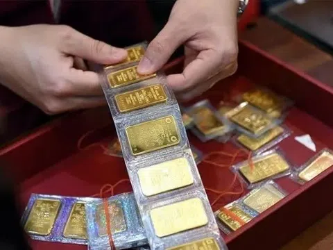 Giá vàng tăng gần 40% trong 6 tháng đầu năm 2025