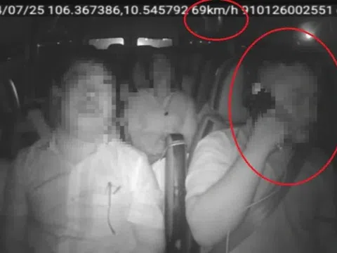 Hàng chục tài xế bị xử phạt vì dùng điện thoại khi lái xe trên cao tốc